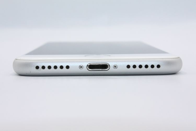 iPhone7 32GB SIM���å�����Ѥ� ����С� B���