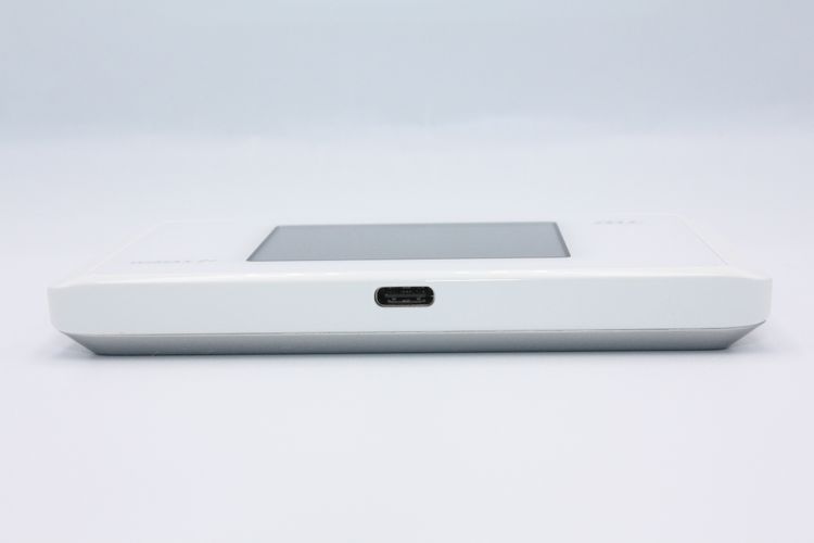 Speed Wi-Fi NEXT WX05 au �ԥ奢�ۥ磻�� B���