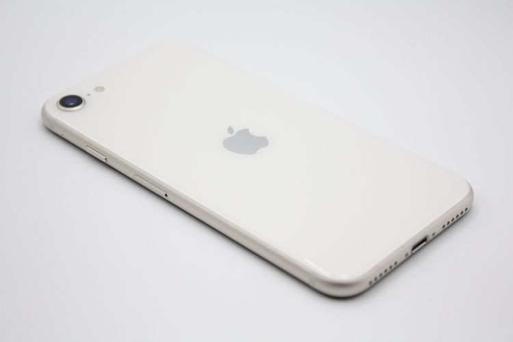 iPhoneSE ��3���� 64GB SIM�ե꡼ �������饤�� C���