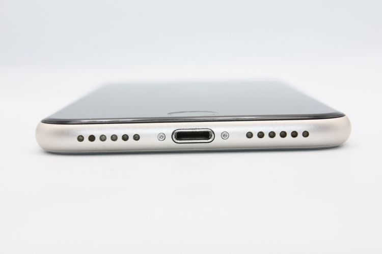 iPhoneSE ��3���� 64GB SIM�ե꡼ �������饤�� C���