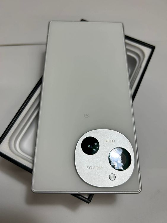 AQUOS R9 | 256GB | A401SH | SIM�ե꡼