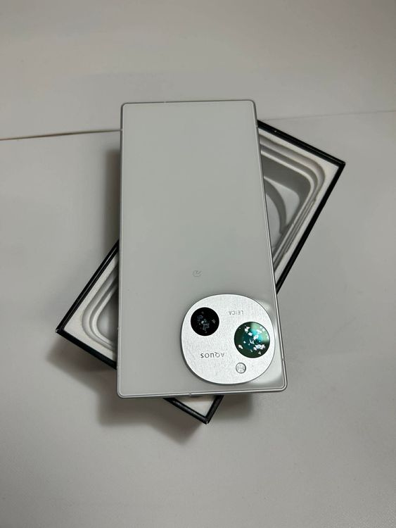AQUOS R9 | 256GB | A401SH | SIM�ե꡼
