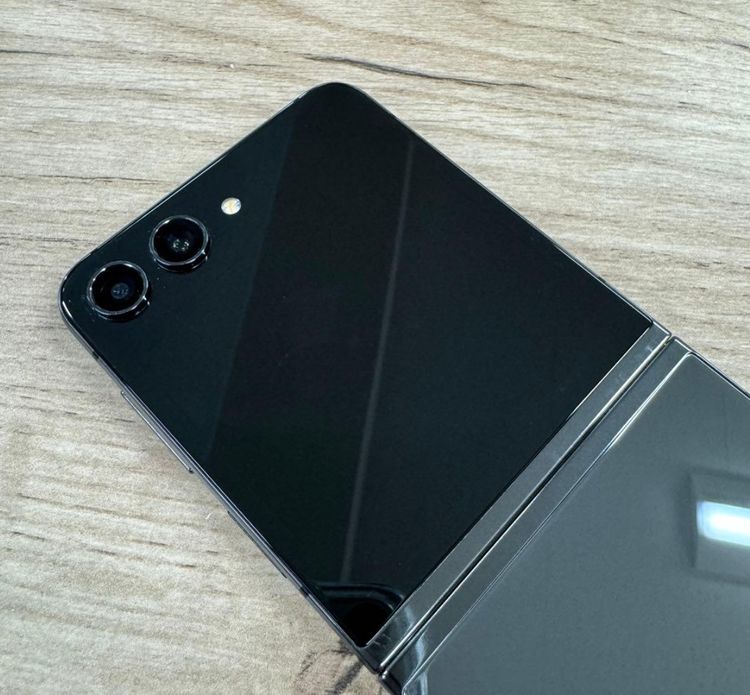 Samsung Galaxy Z Flip 5256gbSIMե꡼