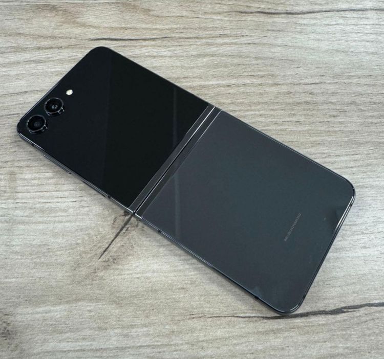 ������ʡ�Samsung Galaxy Z Flip5 SIM�ե꡼��