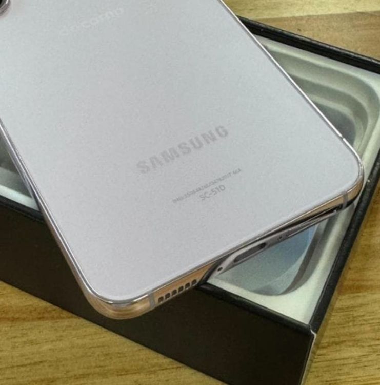 [����] ����饯������S23��256GB��SC-51D�ù�����SIM�ե꡼