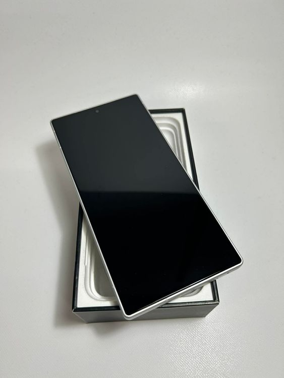 AQUOS R9 | 256GB | A401SH | SIM�ե꡼