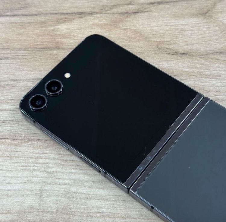 �����ʡ�Android Galaxy Flip 5��256gb��SIM�ե꡼��