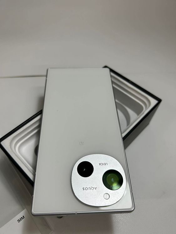 AQUOS R9 | 256GB | A401SH | SIM�ե꡼