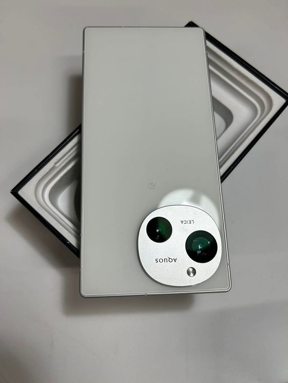 AQUOS R9 | 256GB | A401SH | SIM�ե꡼