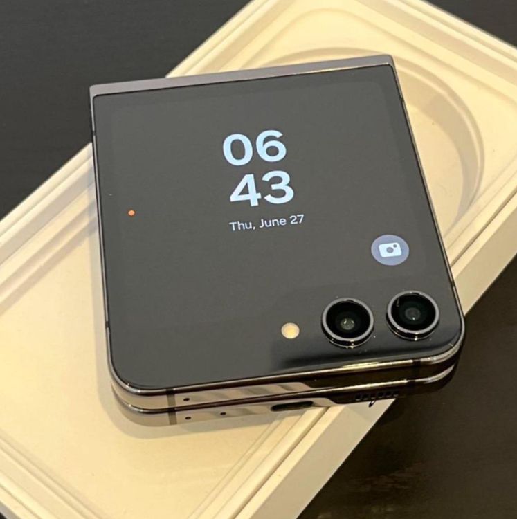 ʡAndroid Galaxy Z Flip 5256gbSIMե꡼