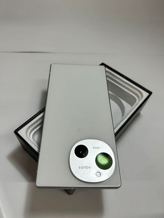 AQUOS R9 | 256GB | A401SH | SIM�ե꡼