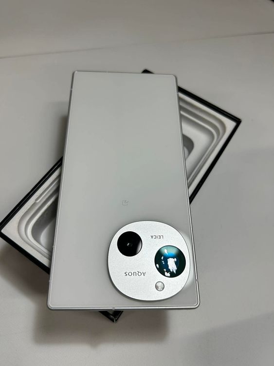 AQUOS R9 | 256GB | A401SH | SIM�ե꡼