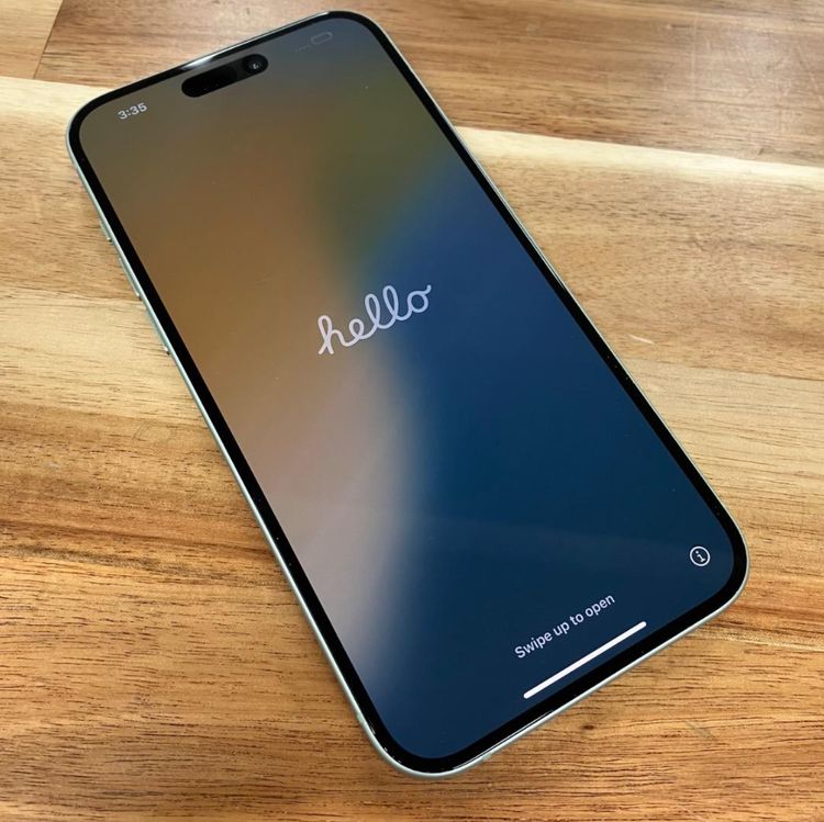 Хåƥ꡼93% SIMե꡼iPhone 15 PLUS 128gb