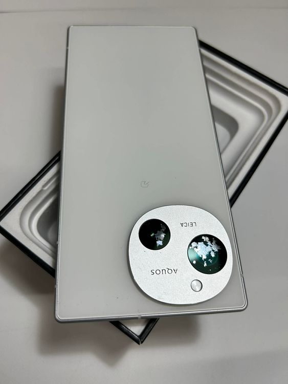 AQUOS R9 | 256GB | A401SH | SIM�ե꡼