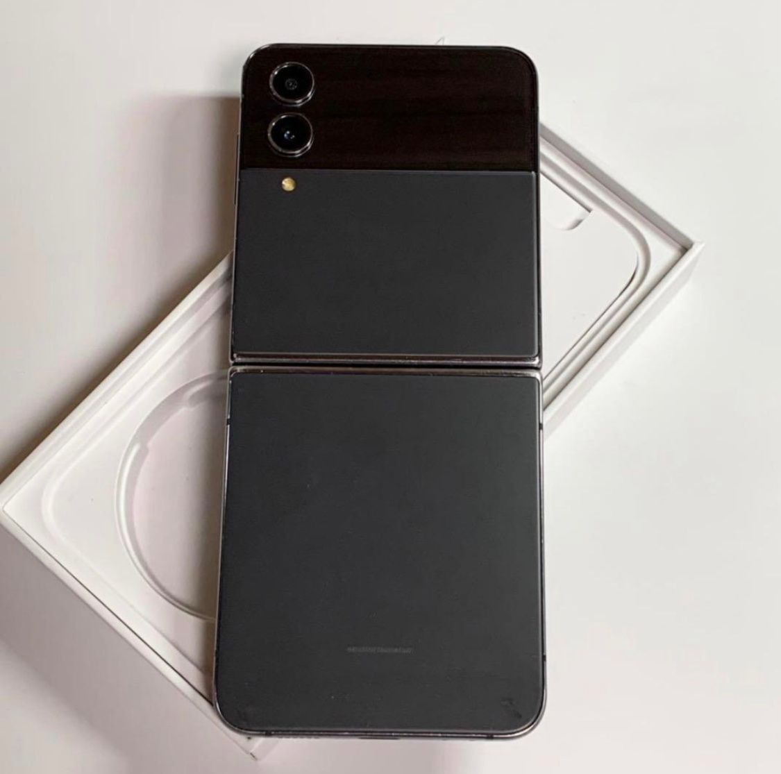 galaxy z flip 4 128GB SIMフリー 国内版 ムスビー|Android Galaxy Z Flip 4|128gb|SIMフリー【Galaxy