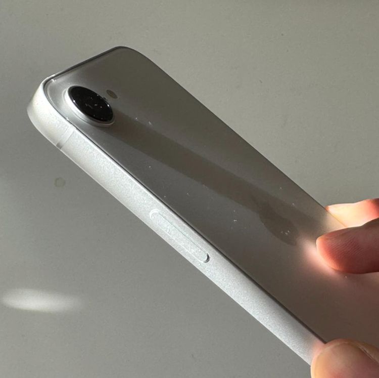 �ڥХåƥ꡼100��ۡ����ʡ�iPhone 16e��128GB��SIM�ե꡼