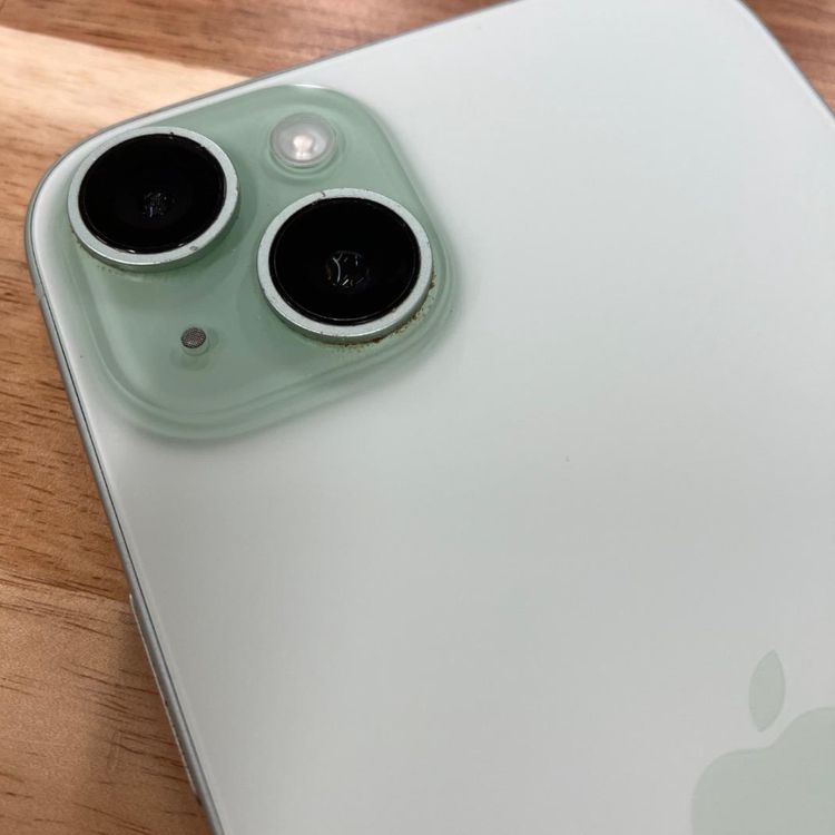 Хåƥ꡼93% SIMե꡼iPhone 15 PLUS 128gb