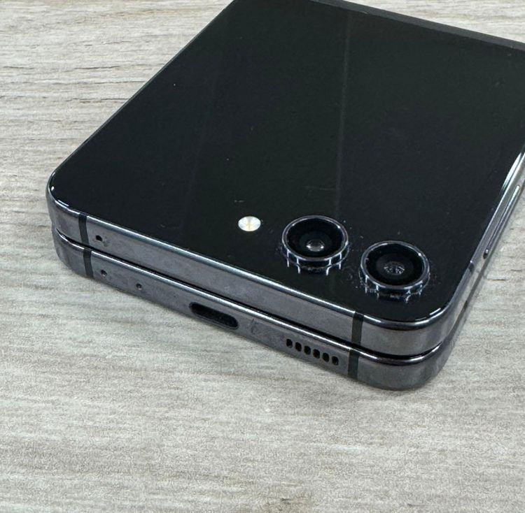 [���ɤʤ�] �ɹ� Galaxy Z Flip 5 | 512gb | SIM�ե꡼