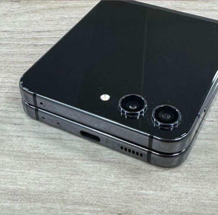 Samsung Galaxy Z Flip5��256gb��SIM�ե꡼