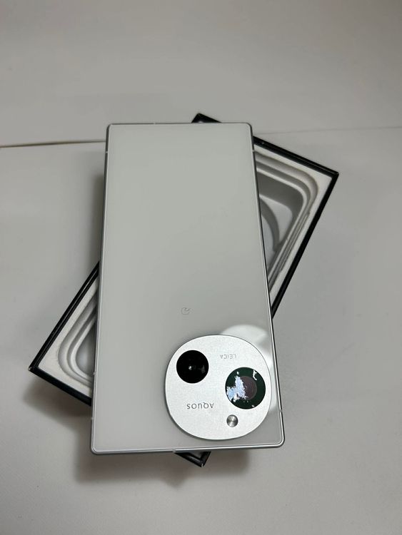 AQUOS R9 | 256GB | A401SH | SIM�ե꡼
