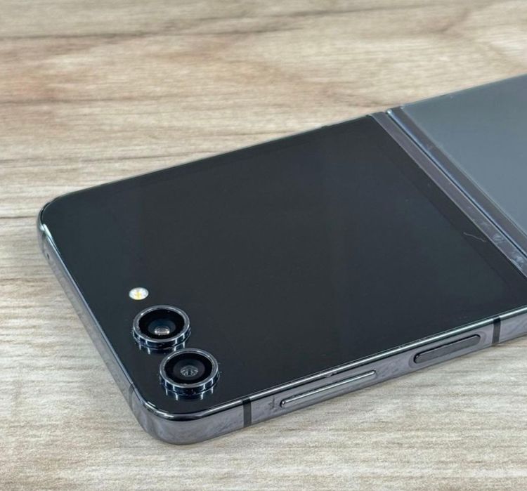 �����ʡ�Android Galaxy Flip 5��256gb��SIM�ե꡼��