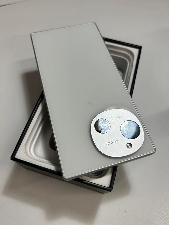 AQUOS R9 | 256GB | A401SH | SIM�ե꡼