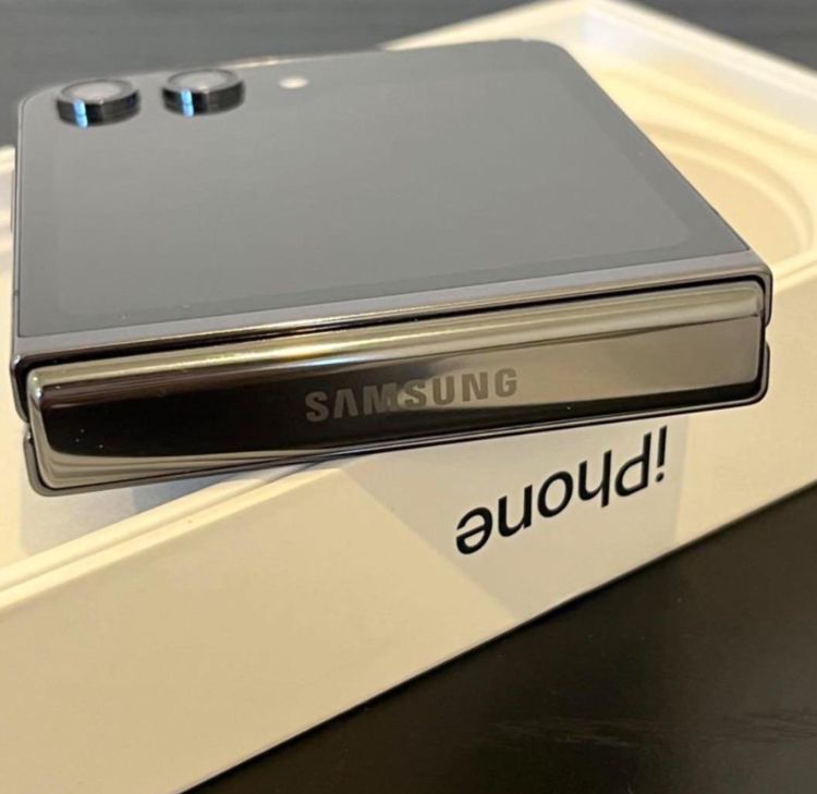 ʡAndroid Galaxy Z Flip 5256gbSIMե꡼