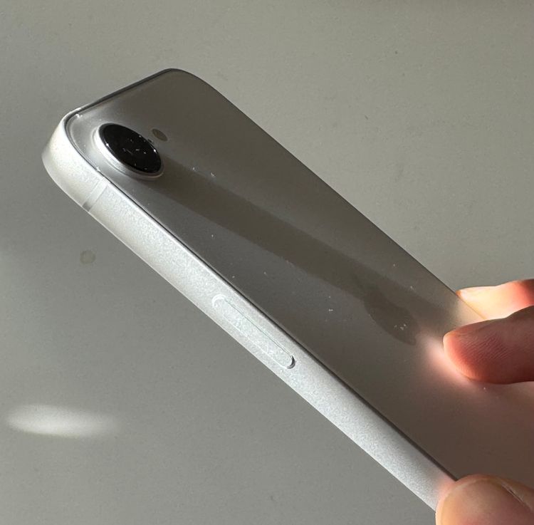 �ڥХåƥ꡼100��ۡڿ���Ʊ�͡�iPhone 16e��128GB��SIM�ե꡼