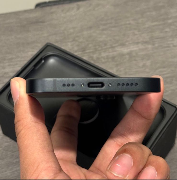 �ڿ���Ʊ�͡�iPhone 16e��128GB��SIM�ե꡼