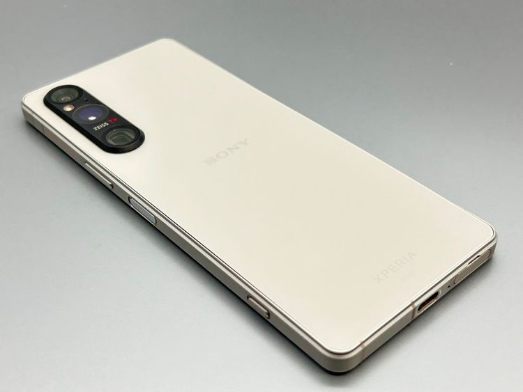 ��Ķ���ʡ�SOG10 Xperia 1 V �ץ���ʥ���С� D776787-