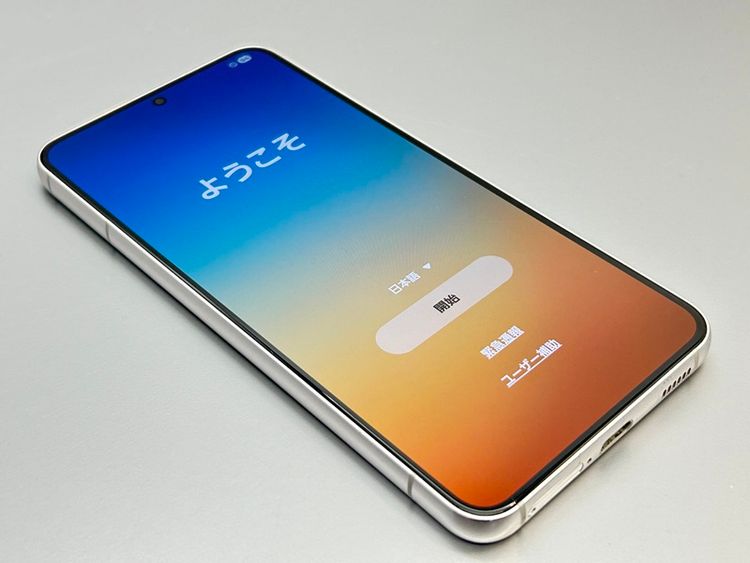 ��Ķ���ʡ�SCG13 Galaxy S22 �ե���ȥ�ۥ磻�� D710416-