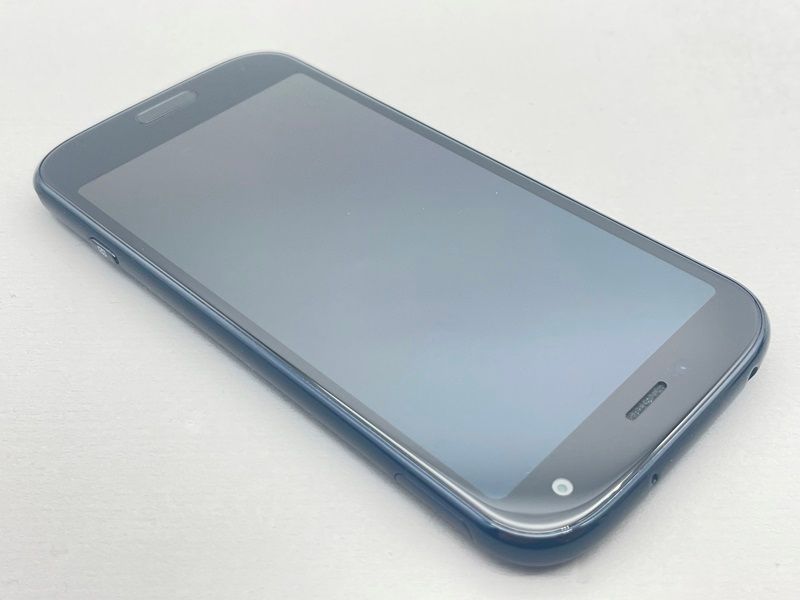 美品 らくらくスマートフォン F-52B SIMフリー ネイビー 極美品】らくらくスマートフォン F-52B ネイビー docomo SIM