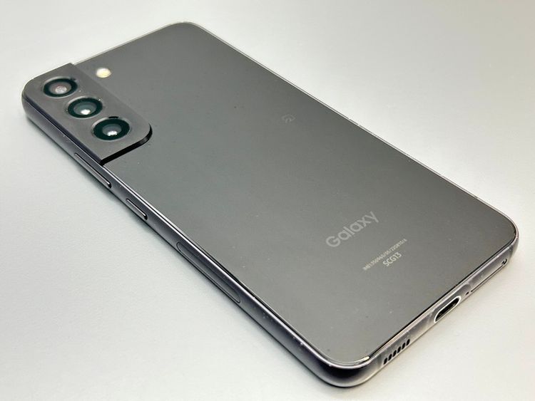 ��������š�SCG13 Galaxy S22 �ե���ȥ�֥�å� D208106-