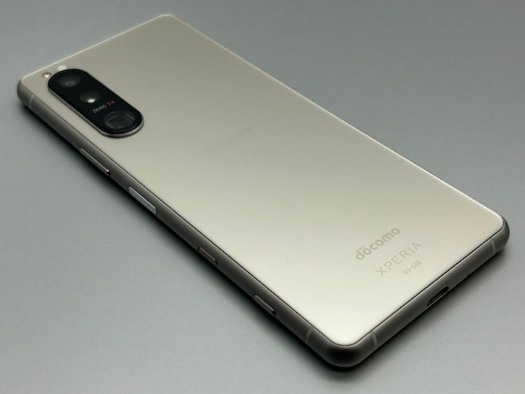 ��Ķ���ʡ�SO-53B Xperia 5 III �ե����ȥ���С� 671441A