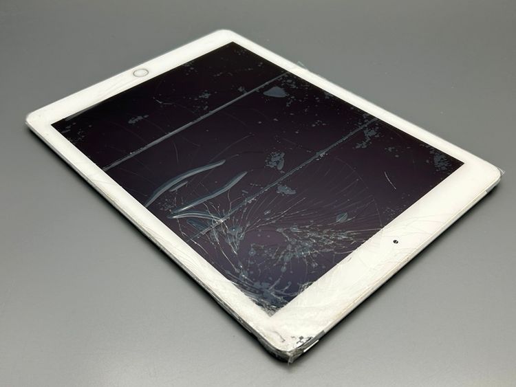 ���������iPad Air2(�裲����) Cellular 128GB ����С� D881755-