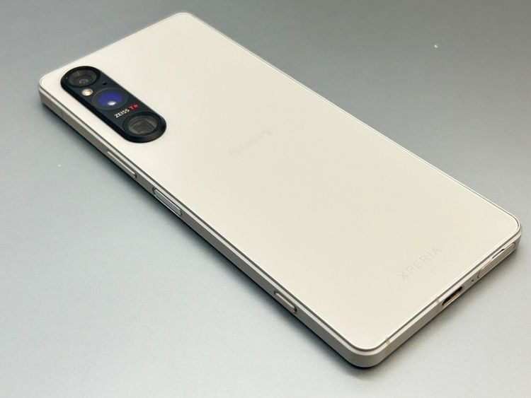 ��������š�SOG10 Xperia 1 V �ץ���ʥ���С� D533584-
