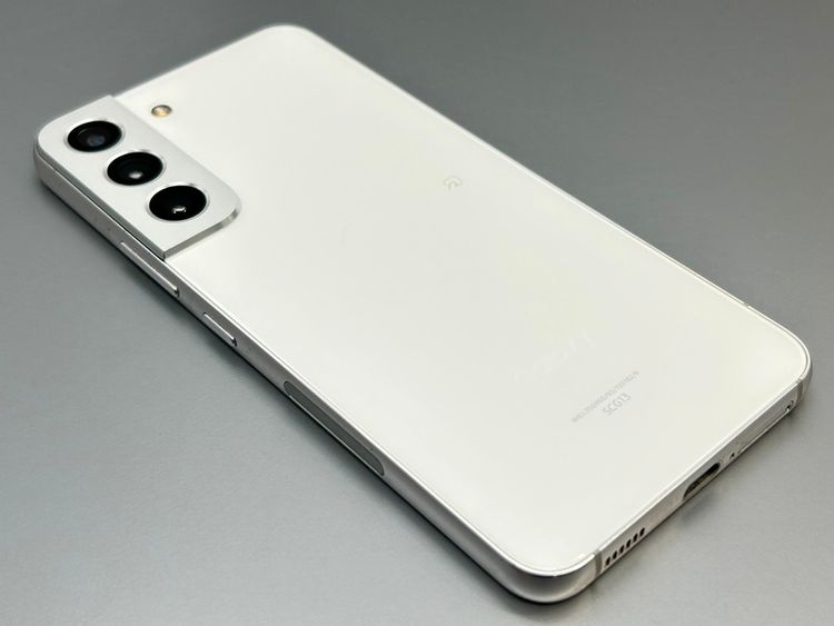 ��������š�SCG13 Galaxy S22 �ե���ȥ�ۥ磻�� D551829-