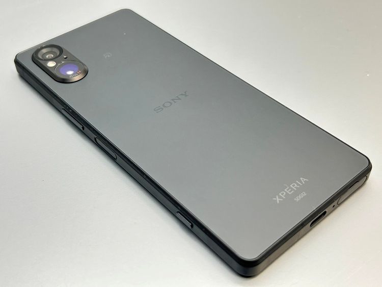 ��������š�SOG12 Xperia 5 V �֥�å� D037846-
