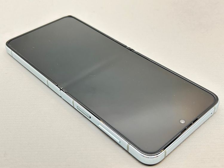 Ʊ͡SCG23 256GB Galaxy Z Flip5 ߥ D106765-