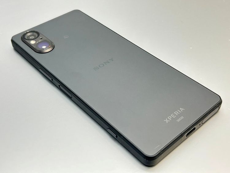 ��������š�SOG12 Xperia 5 V �֥�å� D101345-