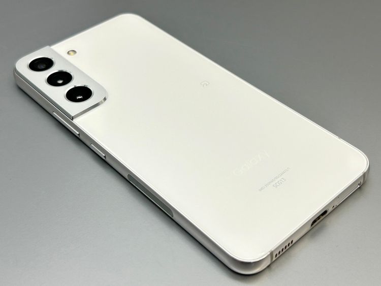 ��������š�SCG13 Galaxy S22 �ե���ȥ�ۥ磻�� D244721-