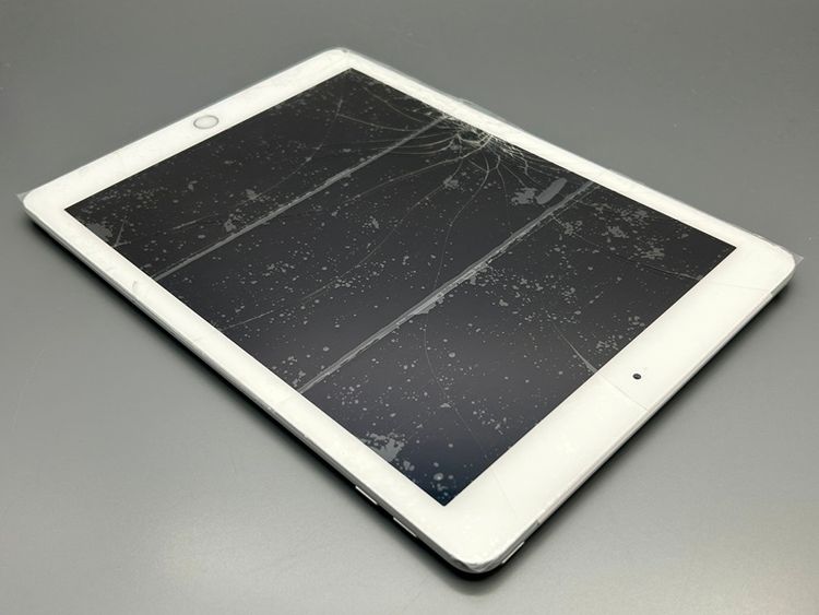���������iPad5(�裵����)Wi-Fi+Cellular 32GB ����С� D979309-