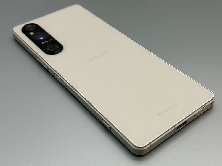 ��������š�SOG10 Xperia 1 V �ץ���ʥ���С� D558441-