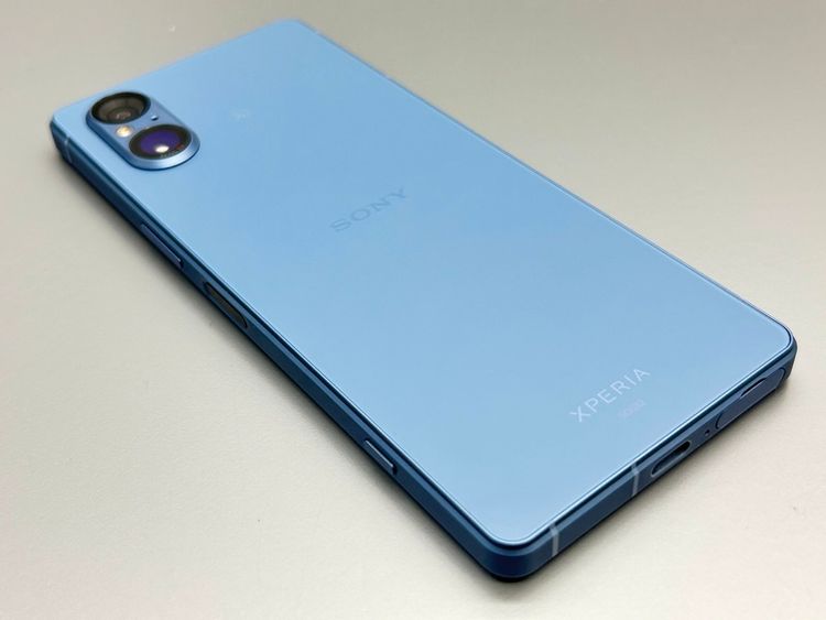 ��Ķ���ʡ�SOG12 Xperia 5 V �֥롼 159103A