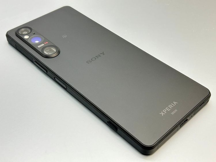 ��Ķ���ʡ�SOG10 Xperia 1 V �֥�å� D106589-