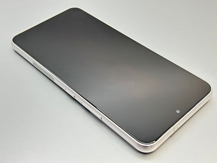 ��Ķ���ʡ�SCG13 Galaxy S22 �ե���ȥ�ۥ磻�� D710416-