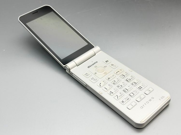 ���ʰ¡�F-03L arrows �������� ����С� 643282-
