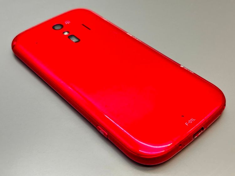 ���ʰ¡�F-01L �餯�餯���ޡ��ȥե��� me �ԥ� D826812-