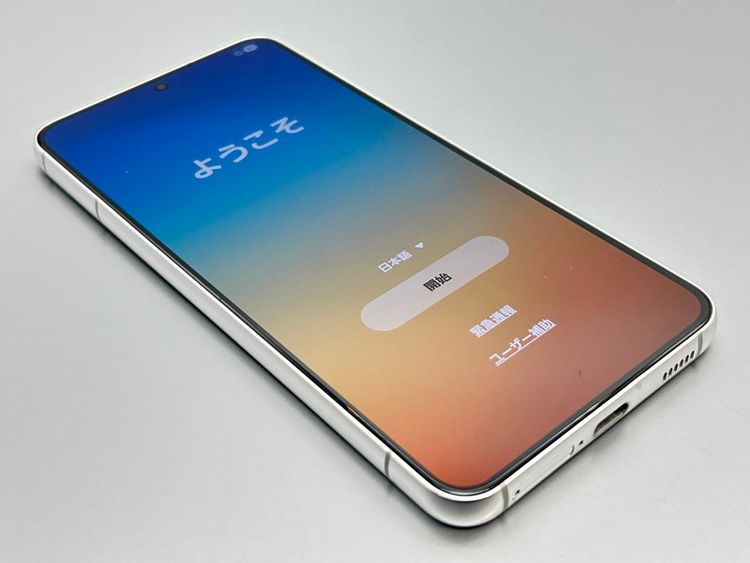 ��������š�SCG13 Galaxy S22 �ե���ȥ�ۥ磻�� D587832-