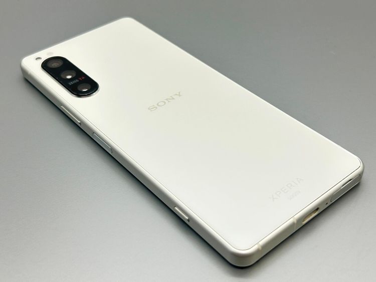 美品★SONY Xperia 5 IV エクリュホワイト カバー付 SONY 新古品 A204SO Xperia 5 IV エクリュホワイト SIMフリー